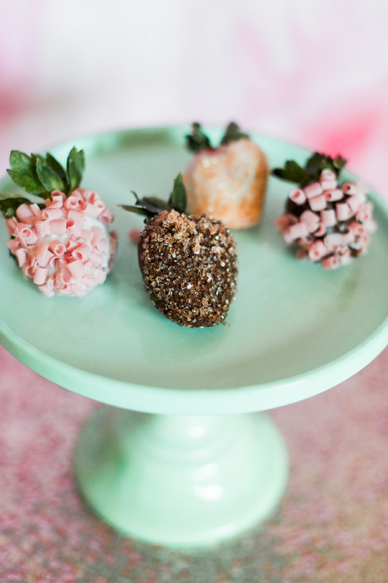 dessert for mint and fuschia summer wedding 2020