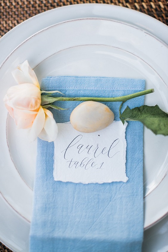 ice blue napkin and plate for ice blue and peach summer wedding 2020