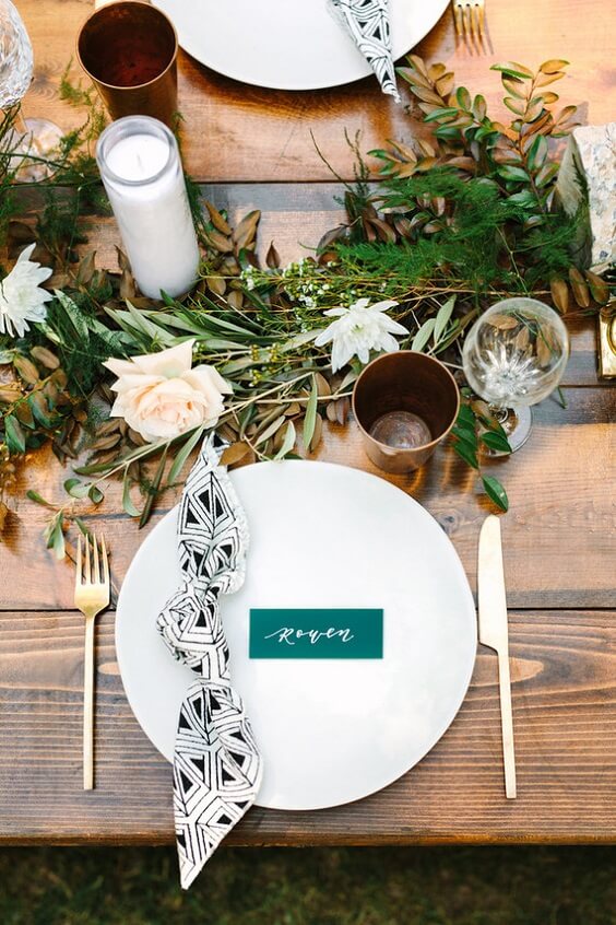 Wedding table settings for Black, Green and White Winter Wedding 2020