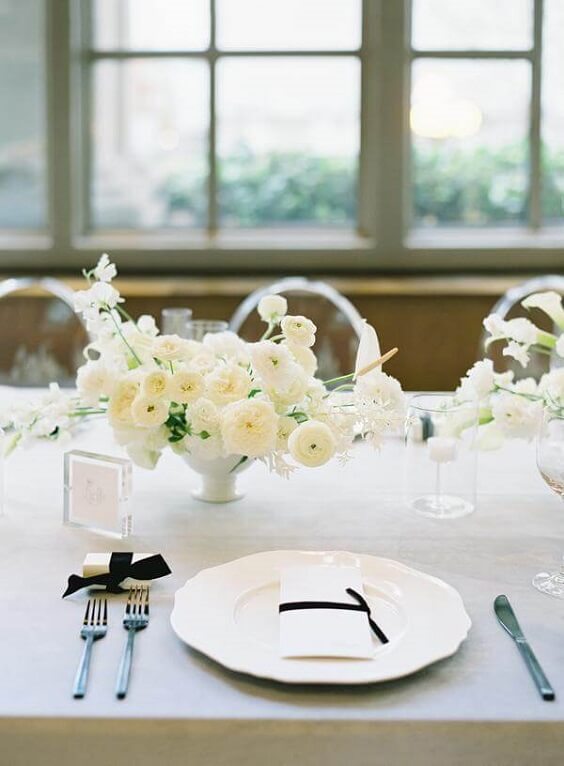 Wedding table decorations for White, Black and Silver Grey Winter Wedding 2020