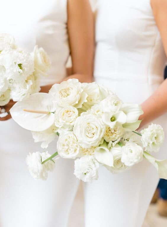 White wedding bouquets for White, Black and Silver Grey Winter Wedding 2020