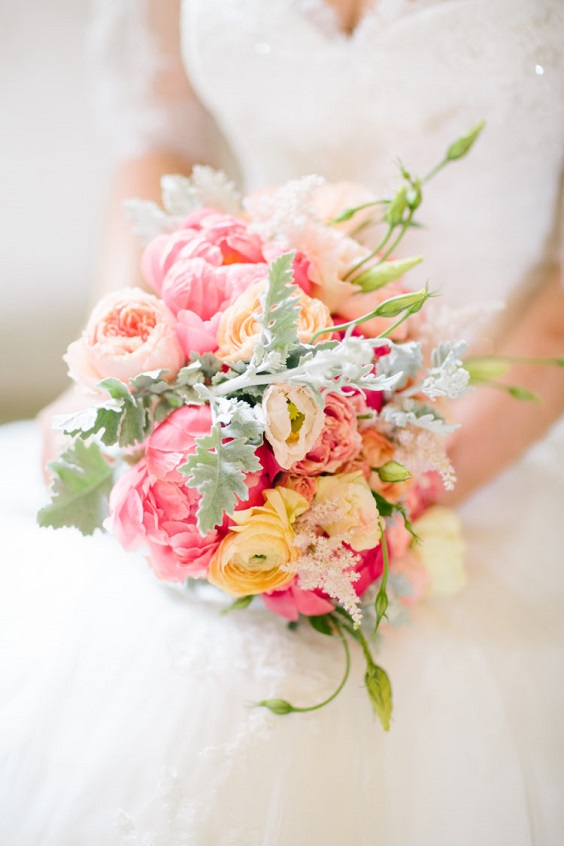 mint green and pink bouquet for mint and pink april wedding 2020