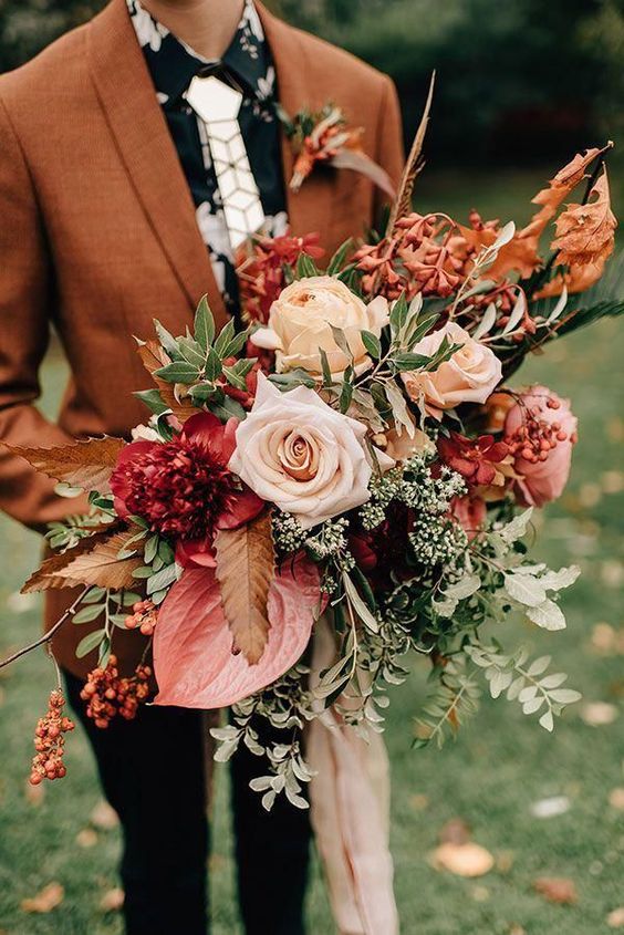 dusty orange men suit and bouquets for dusty orange and grey september wedding color 2020