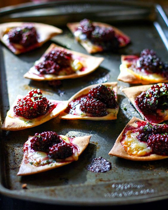 blackberry basil nachos for burgundy fall wedding colors burgundy and black