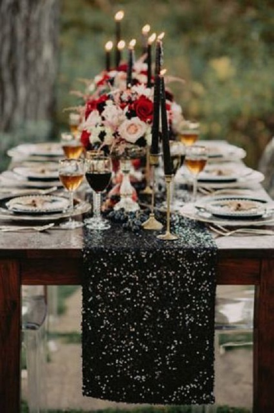 black table cloth red centerpiece for black red fall wedding colors 2021