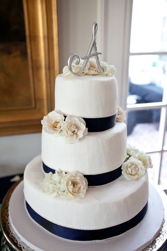wedding cake with navy ribbon grey cake topper for navy grey fall wedding colors