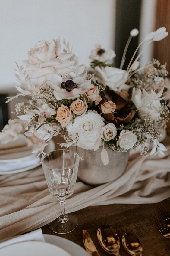 white blush and brown flower centerpiece for neutral fall wedding colors earth tones