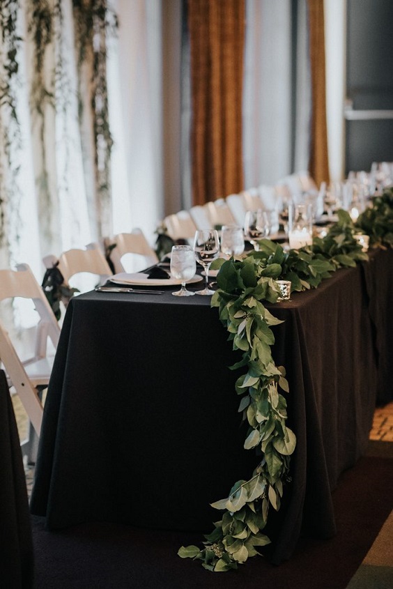 black wedding table cloth with greenery garland for black wihte green wedding color