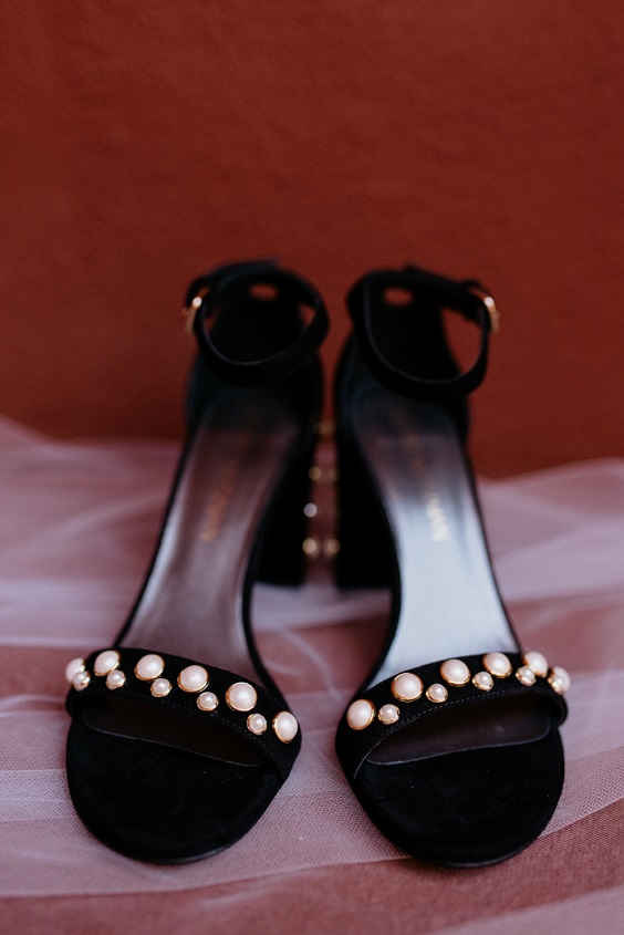 black wedding shoes for black white burgundy wedding color