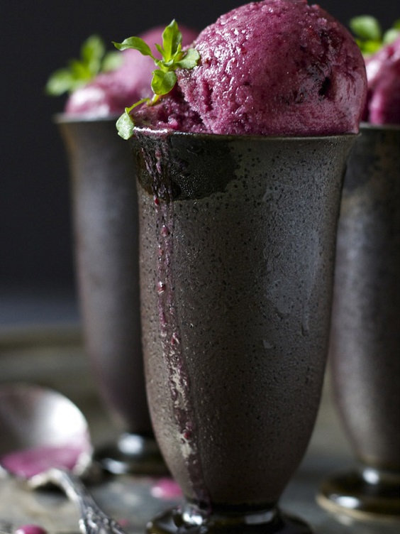 blackberry mint sorbet for red and black wedding colors red black and purple
