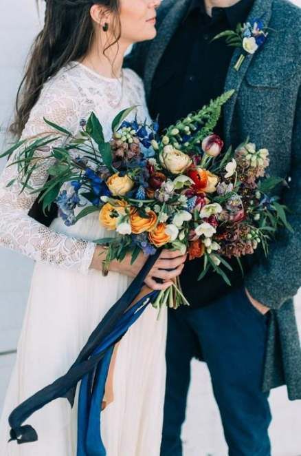 navy blue mens suits and bouquet for navy gold and dark teal wedding color combo