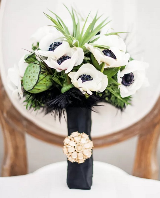 black and gold bouquets for black gold green black and gold wedding