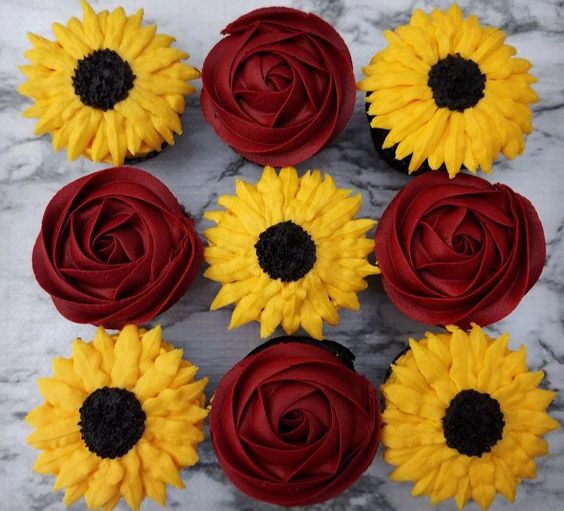 burgundy rose and sunflower wedding cupcakes for sunflower and rose wedding sunflower and burgundy rose