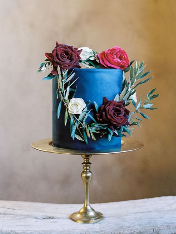 dark teal wedding cake with wine flowers for wine and dark teal country chic wedding