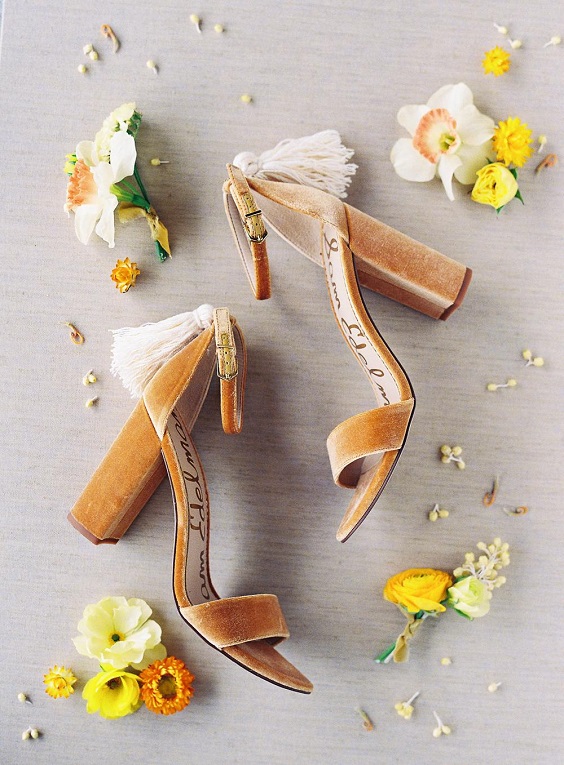 yellow shoes for yellow blush outdoor october wedding