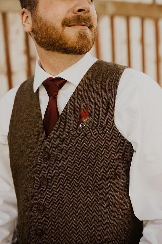 white shirt and brown jacket with maroon tie for groom for white barn wedding colors white and sage green