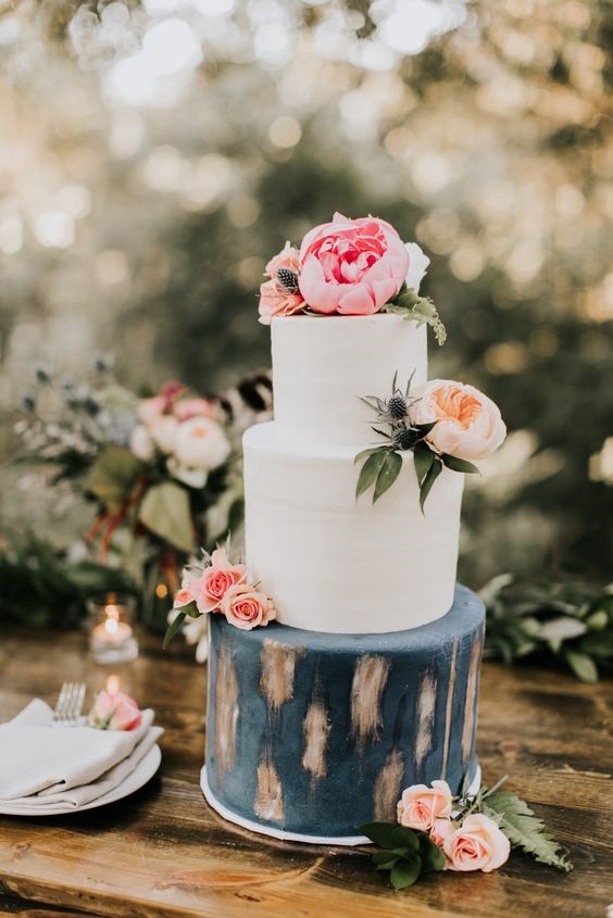 white and navy wedding cake with blush flowers for maroon and navy wedding colors maroon navy and blush
