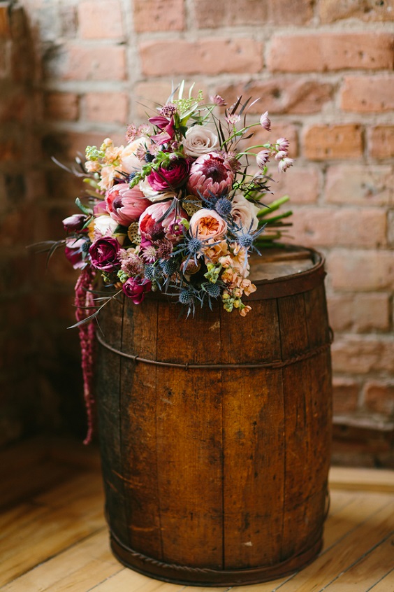 maroon navy and peach bouquet and barrel for maroon and navy wedding colors maroon navy and peach